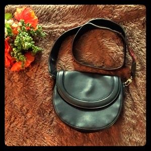 Express crossbody bag